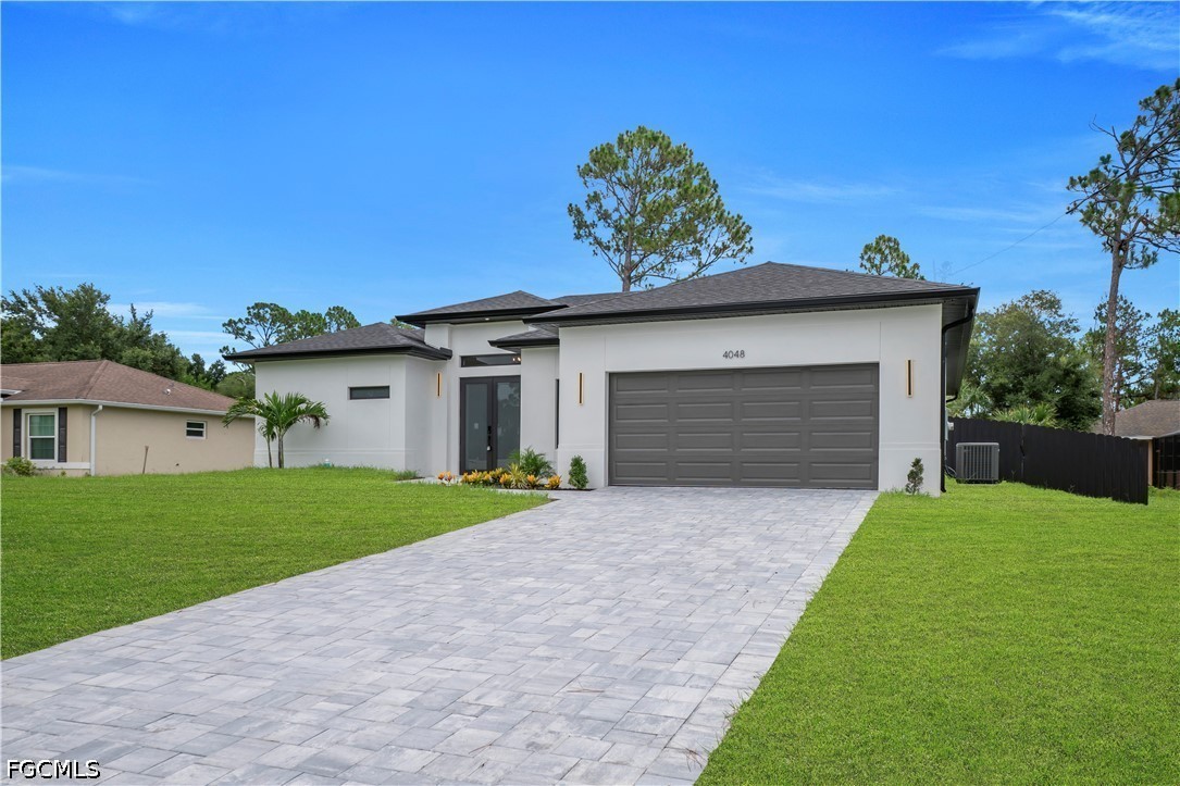 3 Bed Pool Home for Sale in Port Charlotte, photo 5