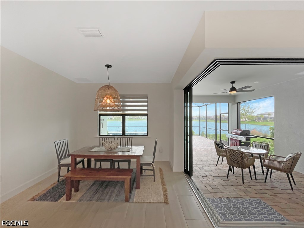 3 Bed Pool Home for Sale in Manatee Cove, FL, $7,500 — photo 5