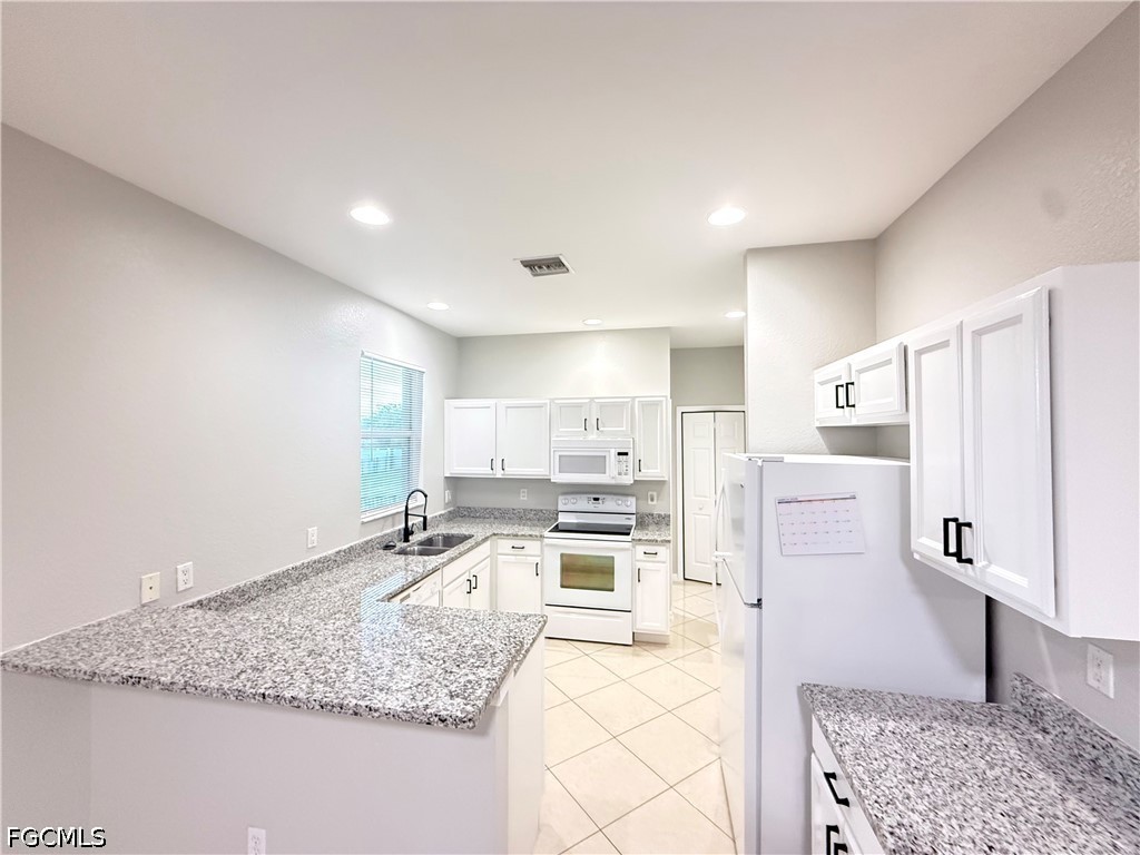 3 Bed SingleFamilyResidence for Sale in Lehigh Acres, FL — photo 5
