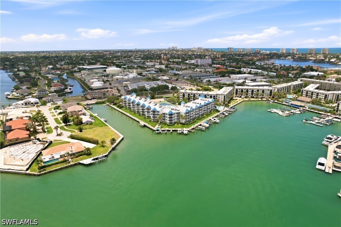 2 Bed Pool Home for Sale in Marco Island, photo 5