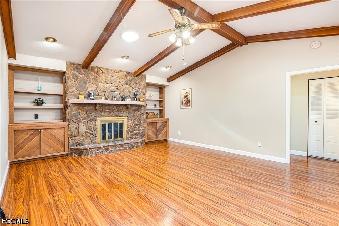 2 Bed SingleFamilyResidence for Sale in Fort Myers, photo 5