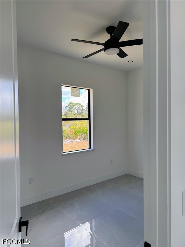 3 Bed SingleFamilyResidence for Sale in Lehigh Acres, FL — photo 5