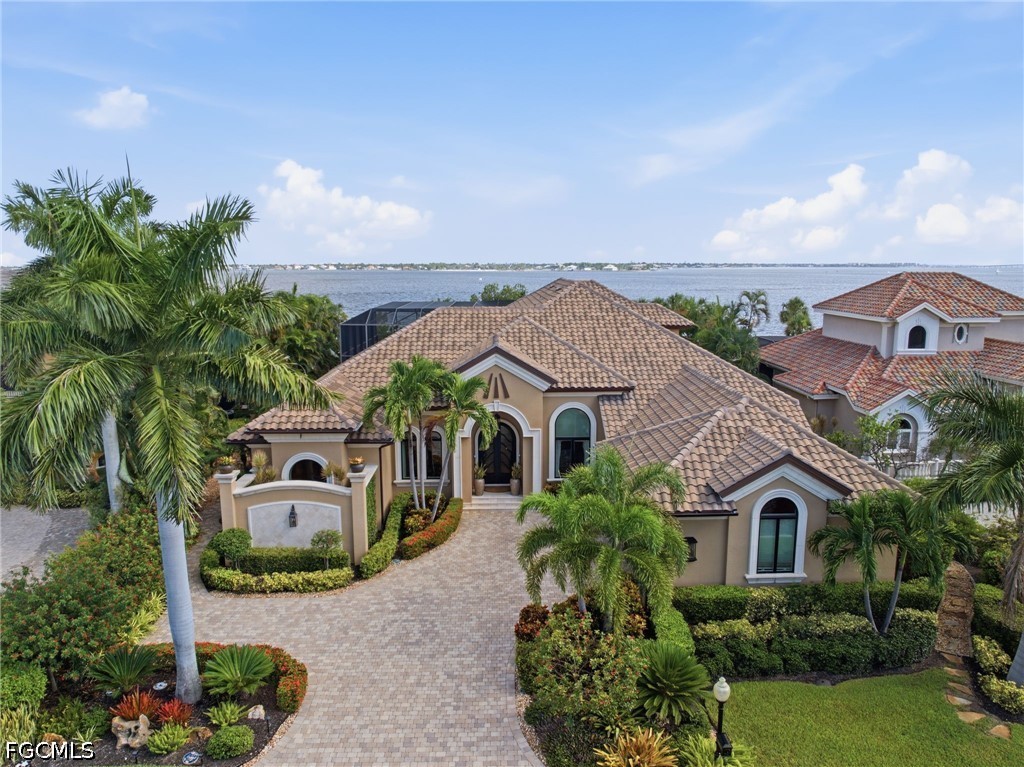 5 Bed Pool Home for Sale in Edgewater, FL, $7,000,000 — photo 5