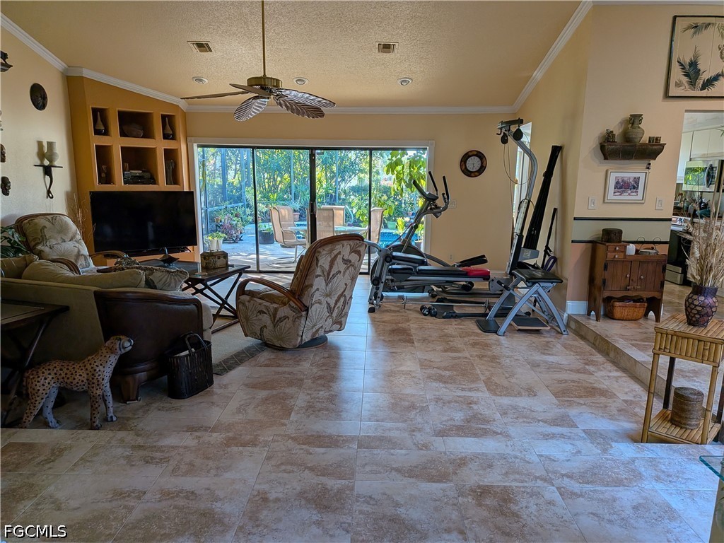 3 Bed Pool Home for Sale in Cape Coral, photo 5
