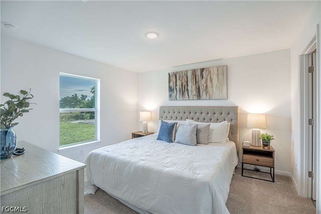 3 Bed SingleFamilyResidence for Sale in Cape Coral, photo 5