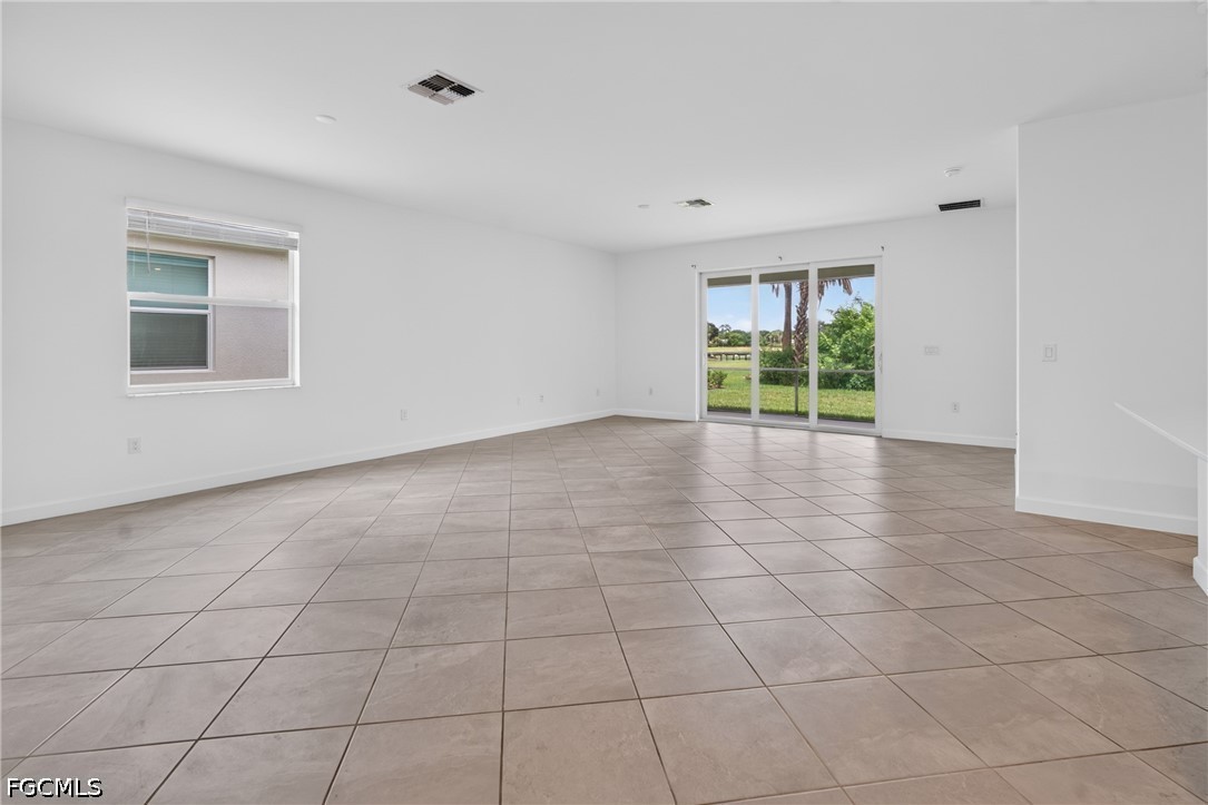 3 Bed SingleFamilyResidence for Sale in Ibis Landing, FL — photo 5