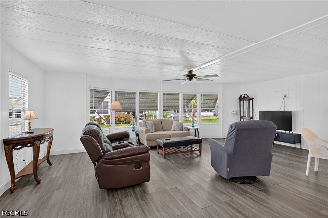2 Bed ManufacturedHome for Sale in Old Bridge Village, FL — photo 5
