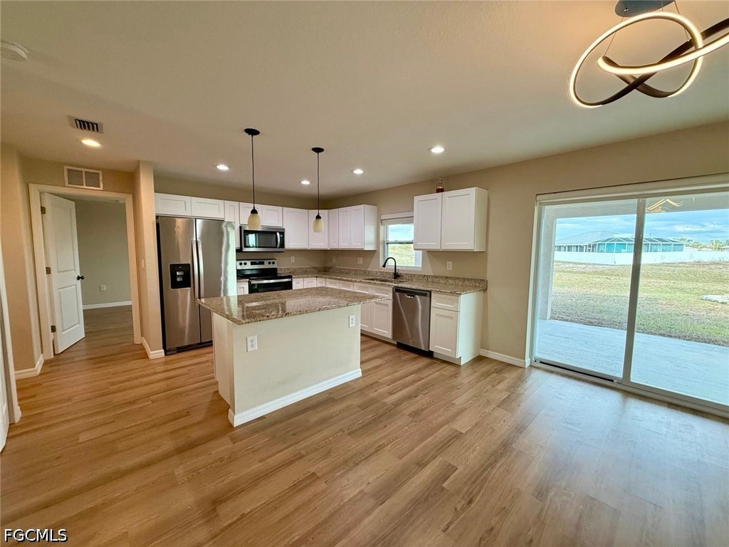 3 Bed SingleFamilyResidence for Sale in Labelle, FL — photo 5