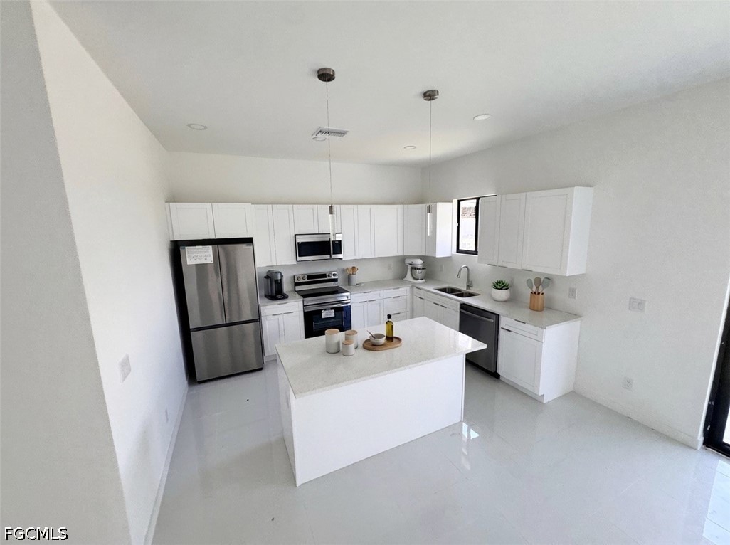 4 Bed SingleFamilyResidence for Sale in Cape Coral, FL — photo 5