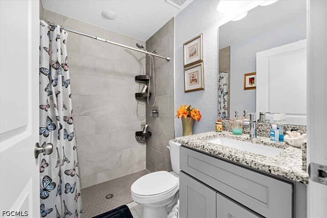 3 Bed SingleFamilyResidence for Sale in Port Labelle, FL — photo 5