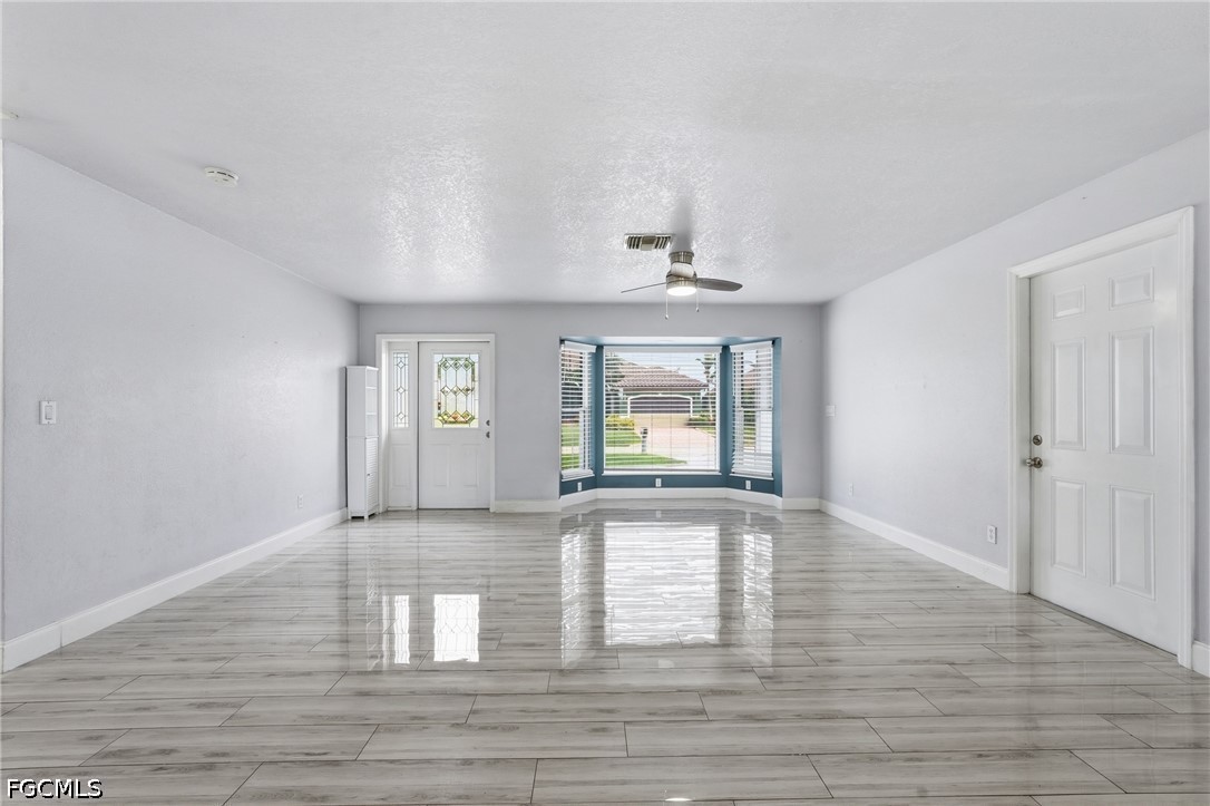 3 Bed SingleFamilyResidence for Sale in Cape Coral, FL — photo 5