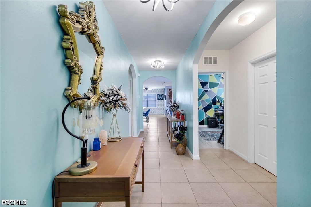 3 Bed SingleFamilyResidence for Sale in Cape Coral, FL — photo 5