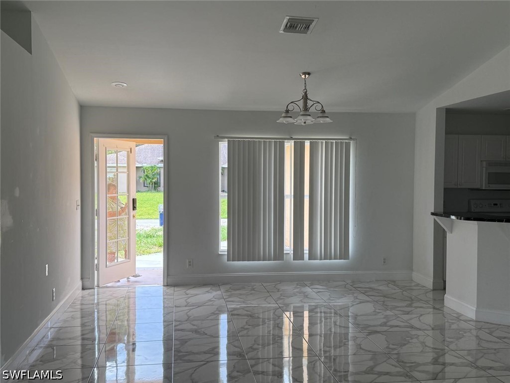 3 Bed SingleFamilyResidence for Sale in Lehigh Acres, FL — photo 5