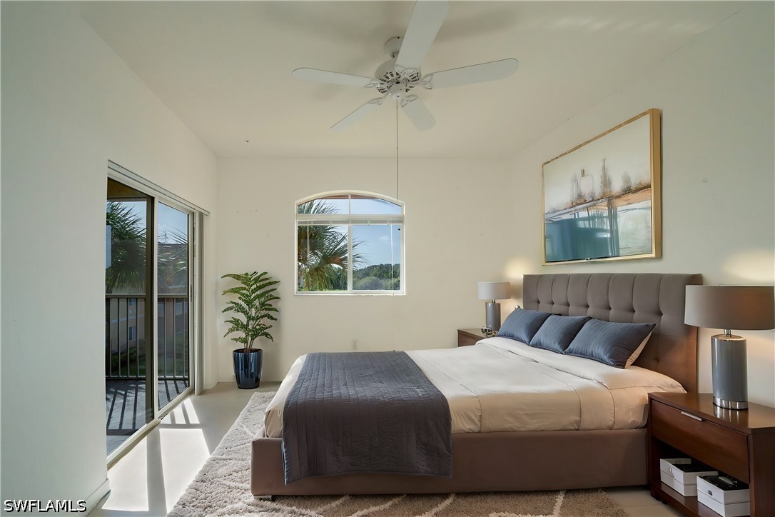 2 Bed Waterfront Home for Sale in Fort Myers, photo 5