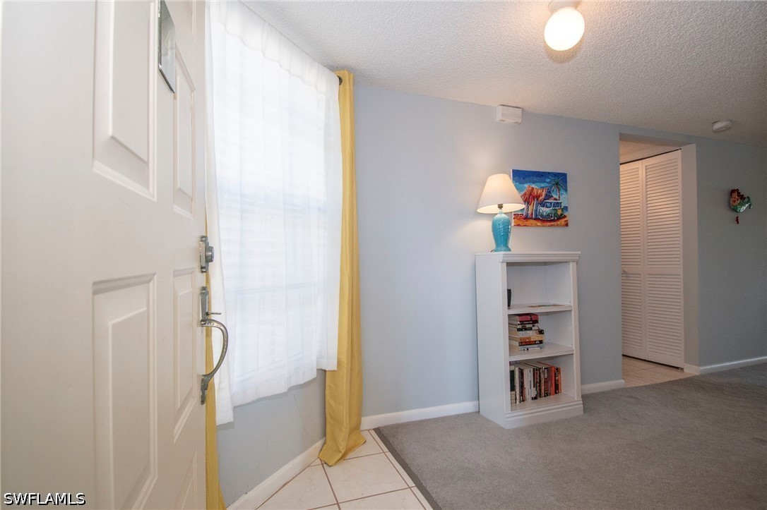 2 Bed Waterfront Home for Sale in Fort Myers, photo 5