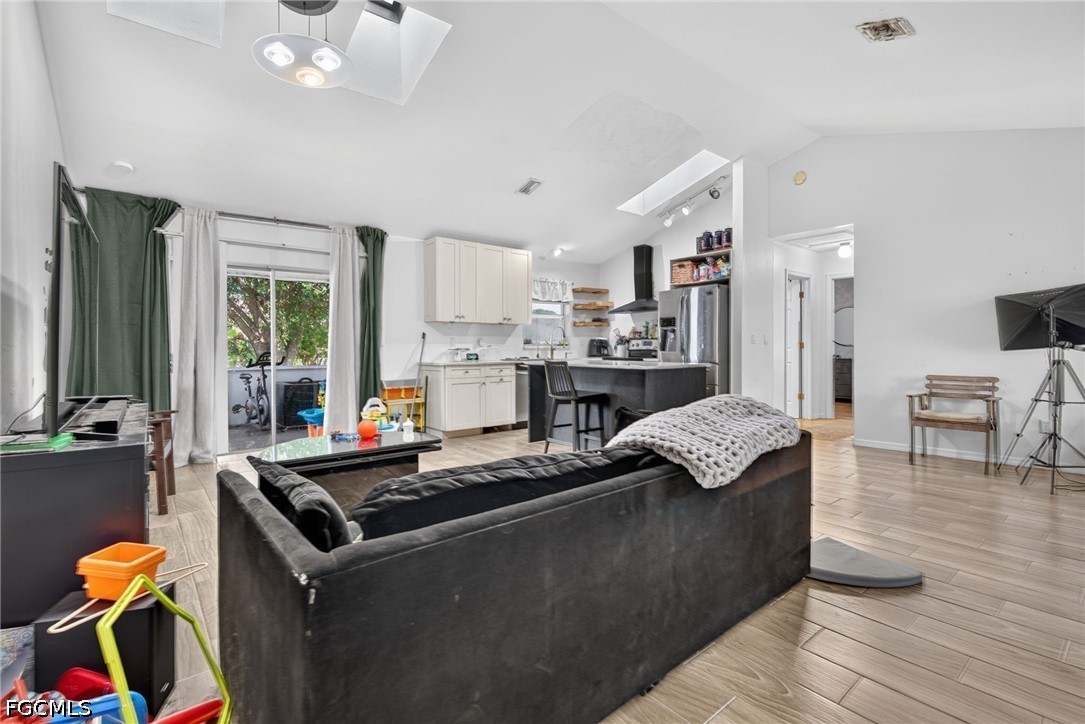 3 Bed SingleFamilyResidence for Sale in Cape Coral, FL — photo 5