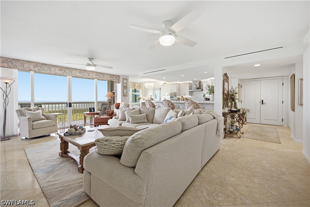 3 Bed Condominium for Sale in St Marissa, FL, $17,000 — photo 5