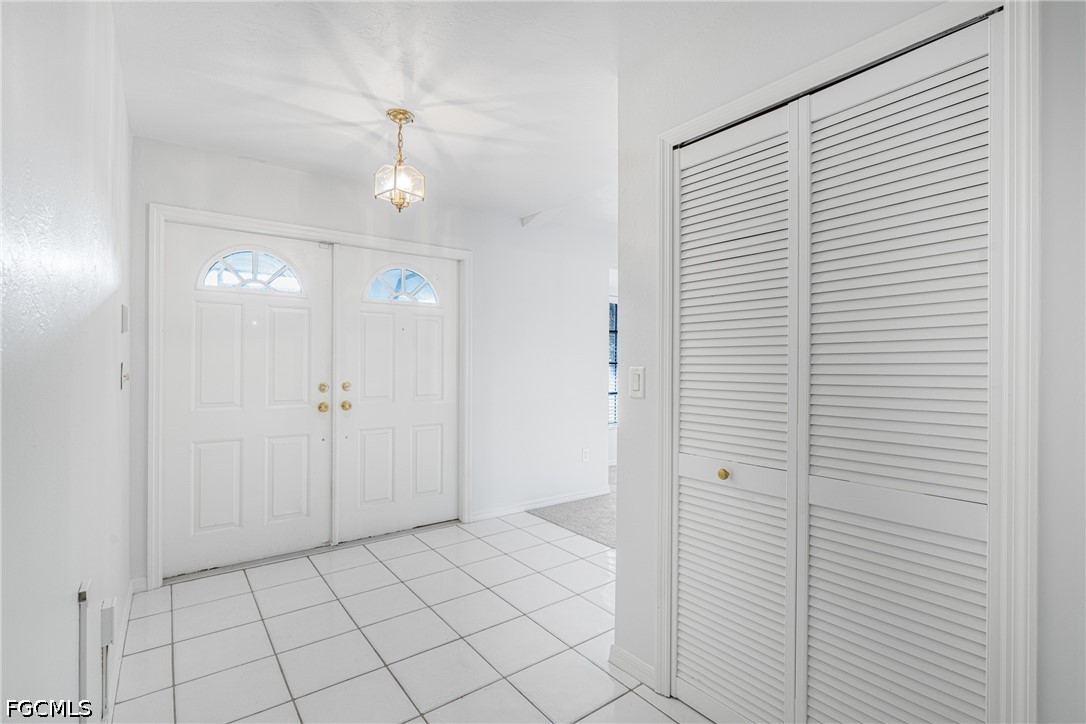 3 Bed Pool Home for Sale in Cape Coral, FL, $2,600 — photo 5