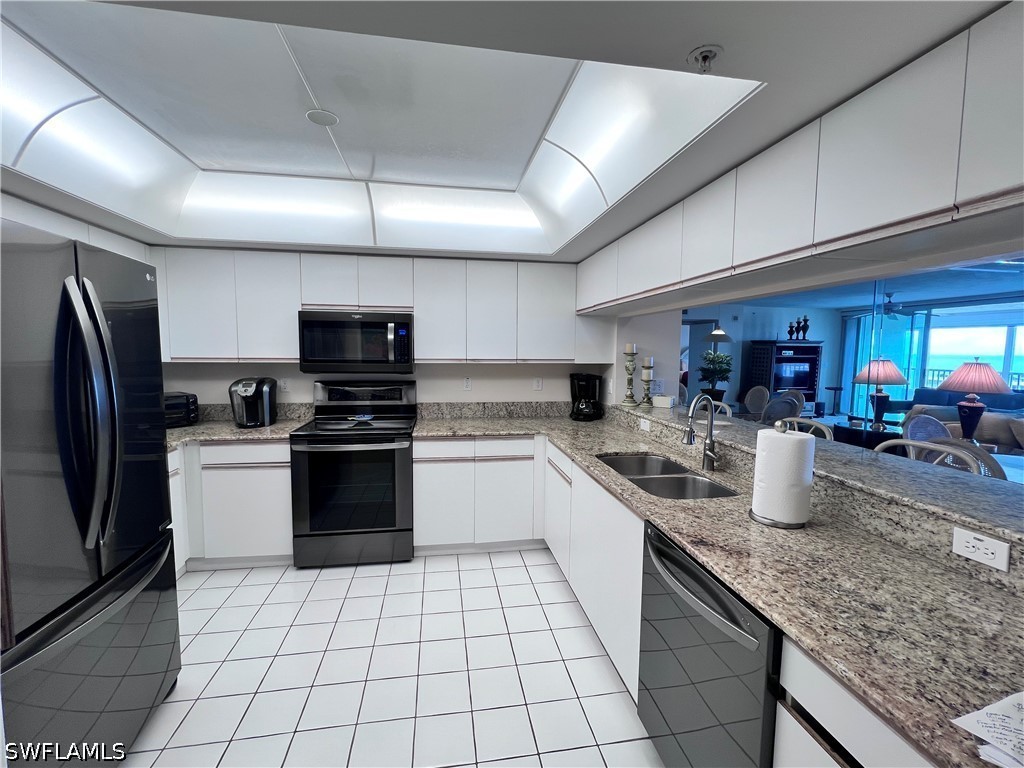 3 Bed Waterfront Home for Sale in Naples, FL, $9,000 — photo 5
