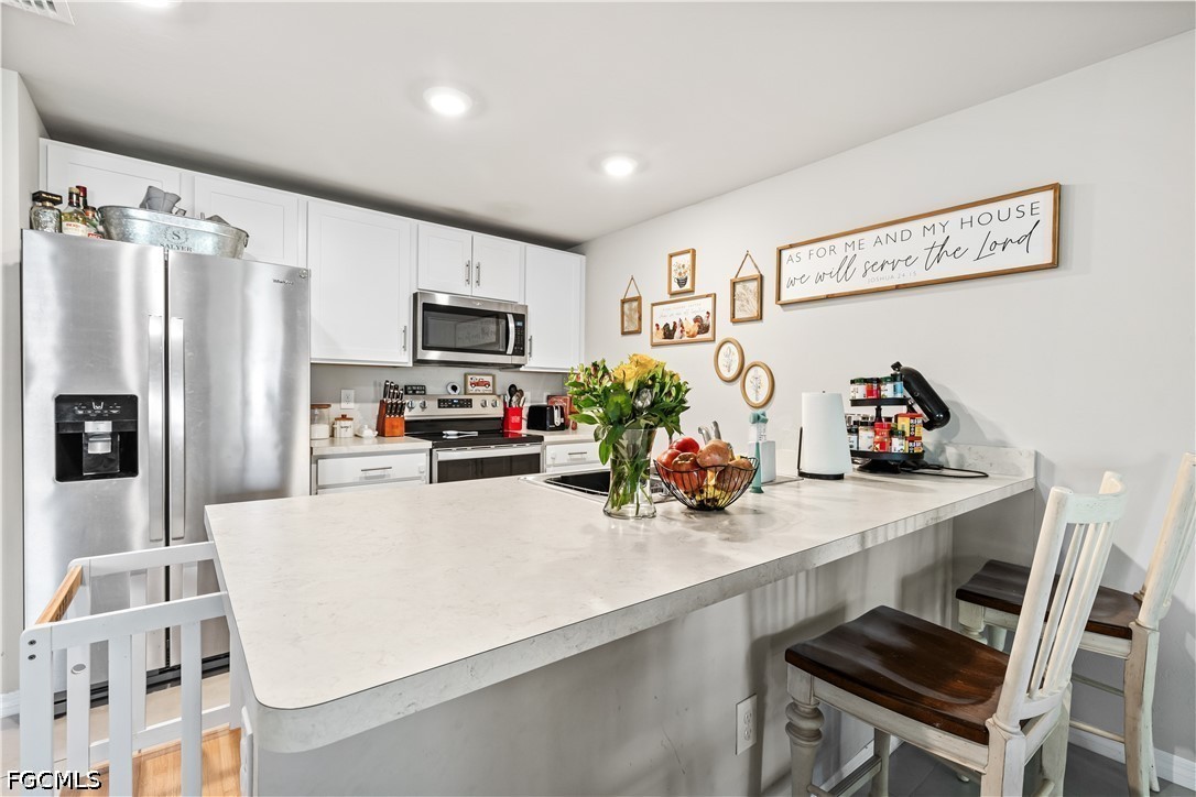 4 Bed SingleFamilyResidence for Sale in Cape Coral, FL — photo 5
