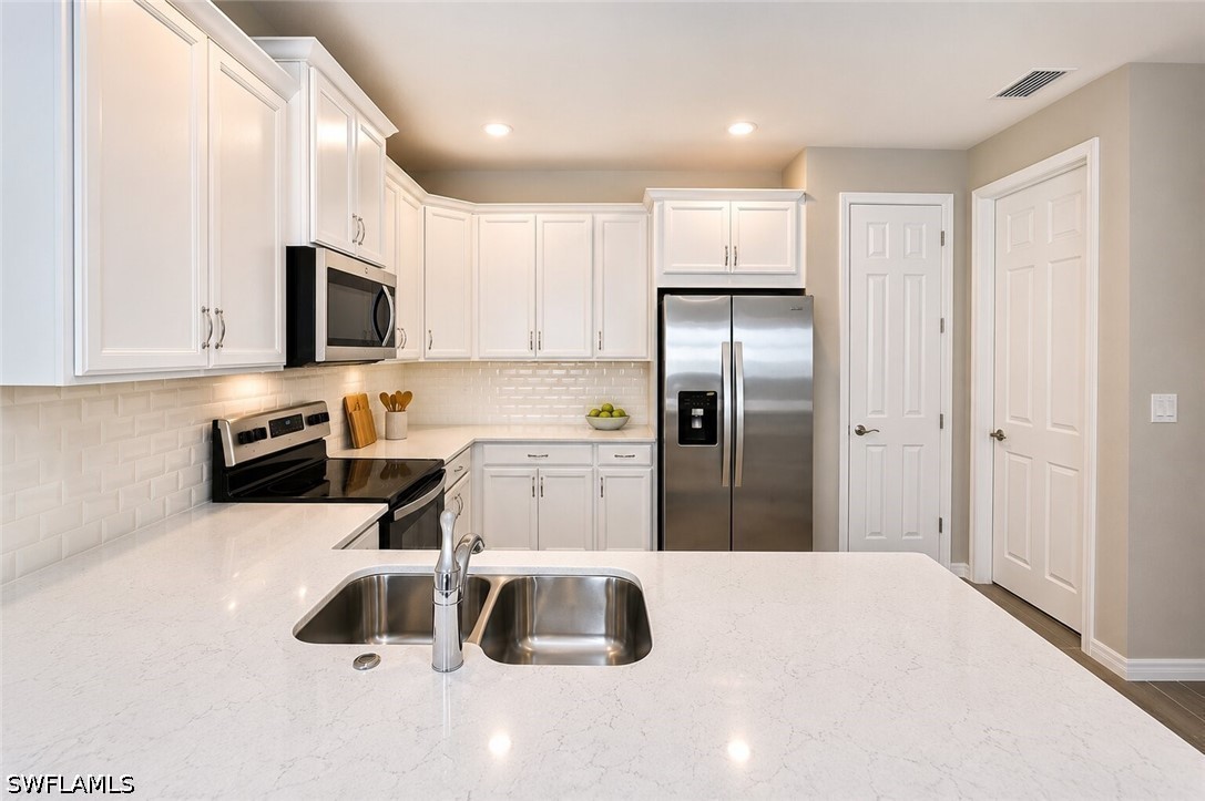 2 Bed SingleFamilyResidence for Sale in Naples, FL, $394,900 — photo 5