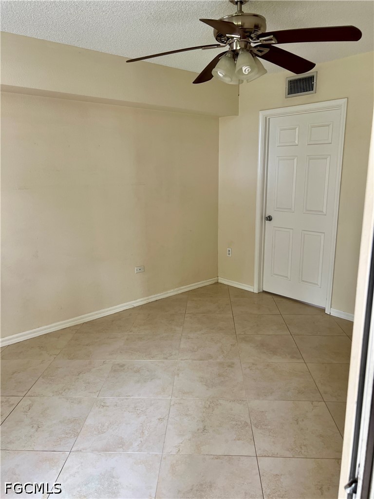 1 Bed Condominium for Sale in Bonita Springs, FL, $1,495 — photo 5