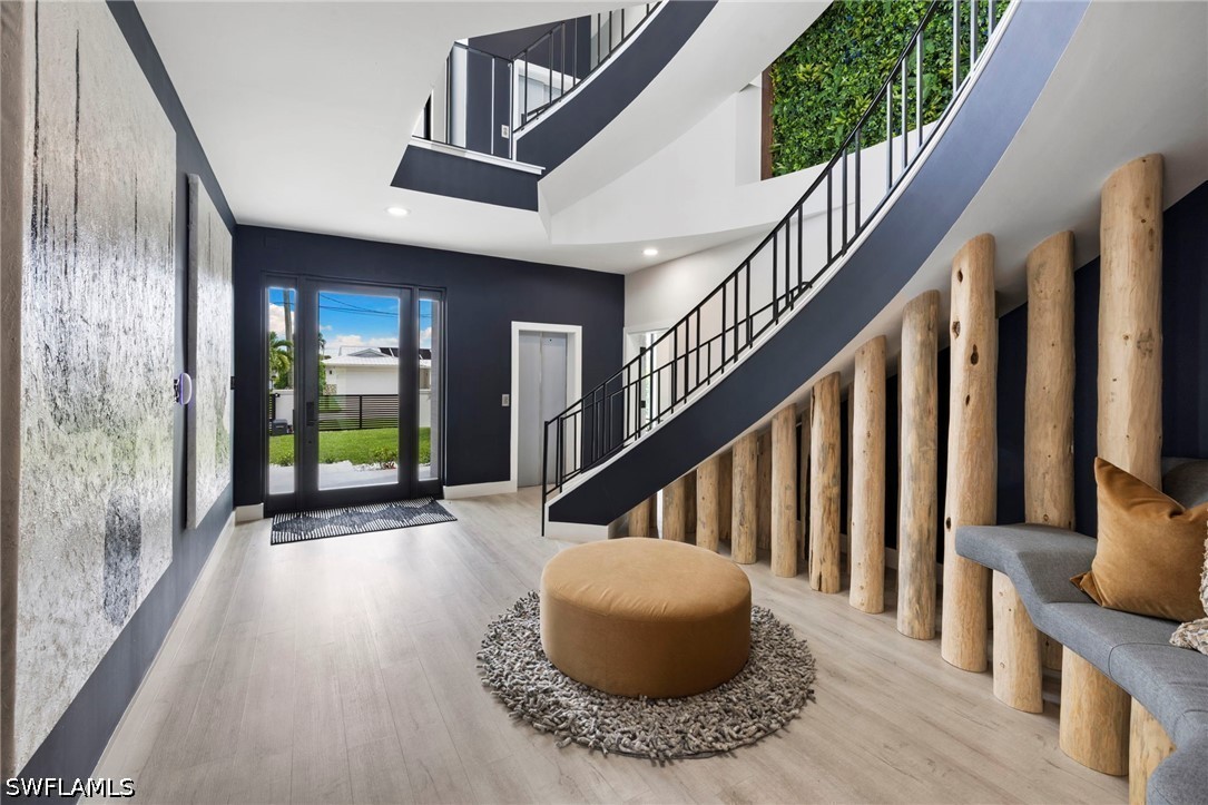 4 Bed Waterfront Home for Sale in Naples, FL, $5,395,000 — photo 5