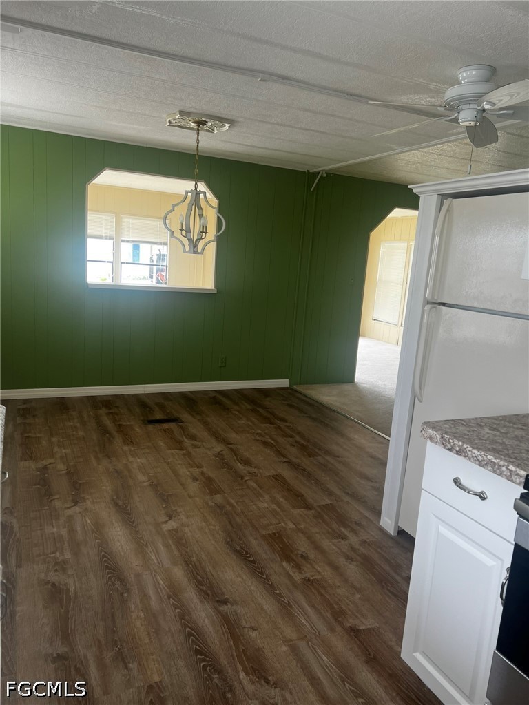 2 Bed ManufacturedHome for Sale in Tamiami Village, FL — photo 5