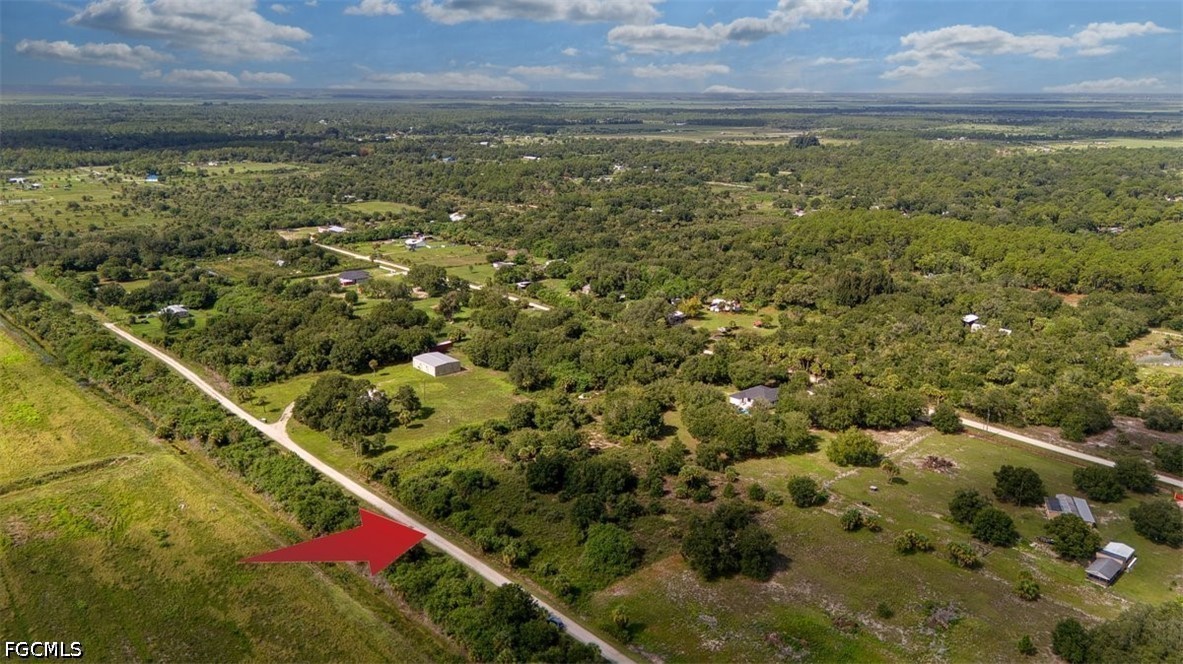 Residential for Sale in Pioneer Plantation, photo 5