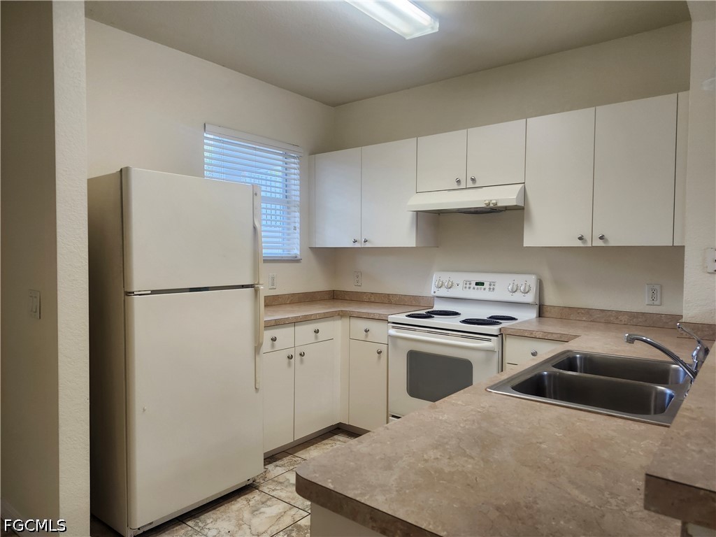 2 Bed Condominium for Sale in Punta Gorda, photo 5