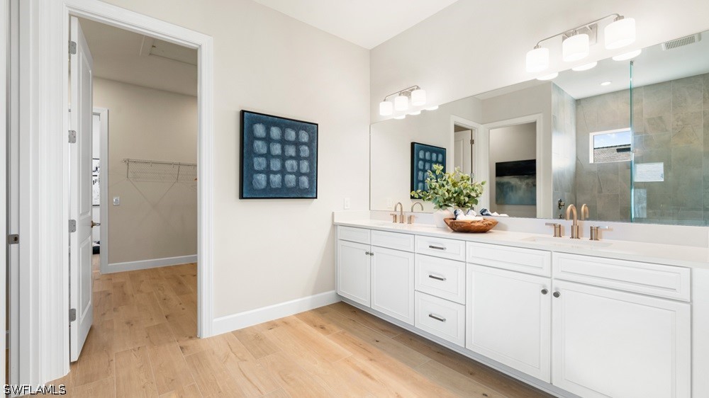 3 Bed SingleFamilyResidence for Sale in Naples, FL — photo 5
