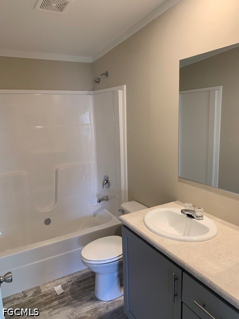 3 Bed SingleFamilyResidence for Sale in Lehigh Acres, FL — photo 5