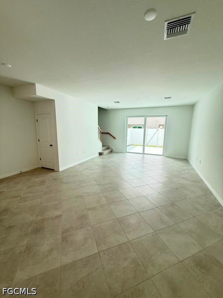 3 Bed SingleFamilyResidence for Sale in Tuckers Cove, FL — photo 5