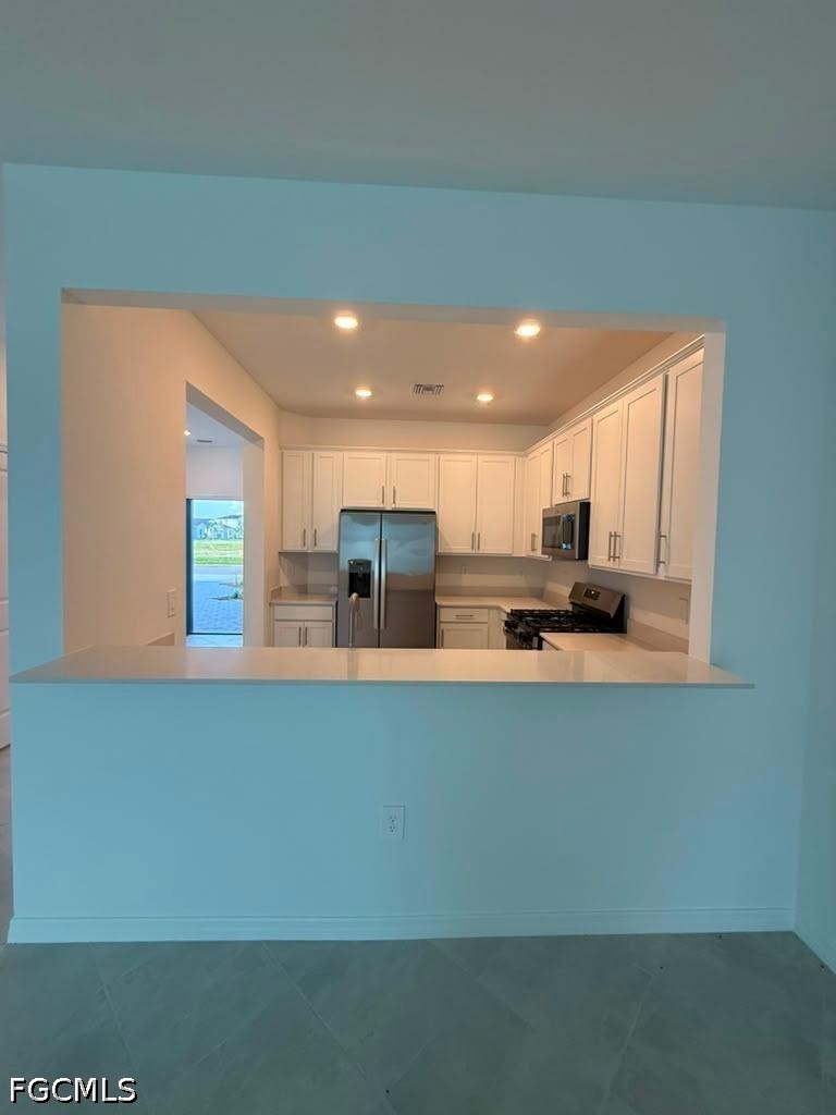 3 Bed Townhouse for Sale in Tuckers Cove, FL, $2,200 — photo 5