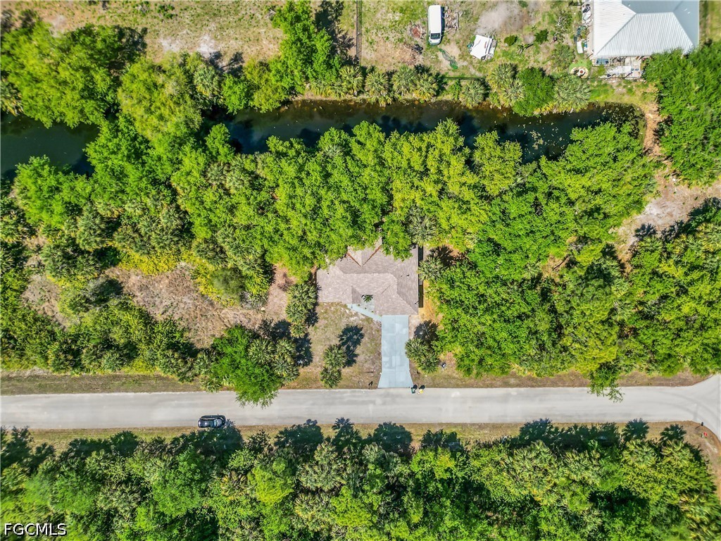 3 Bed SingleFamilyResidence for Sale in Port Charlotte, FL — photo 5