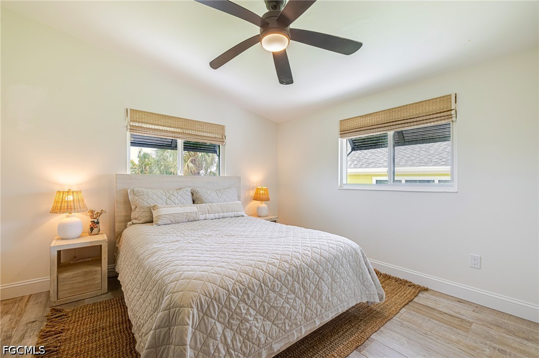 2 Bed SingleFamilyResidence for Sale in Gulf View Plaza, FL — photo 5