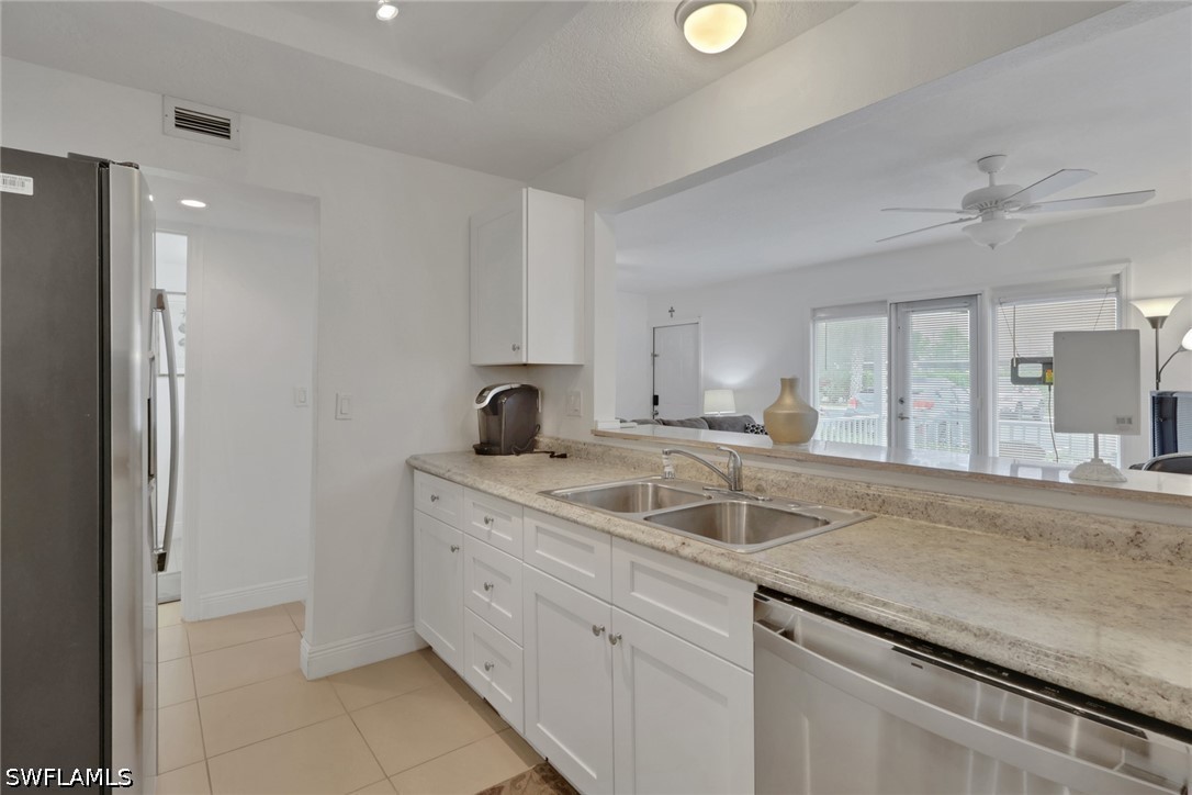 2 Bed Condominium for Sale in North Fort Myers, FL, $180,000 — photo 5