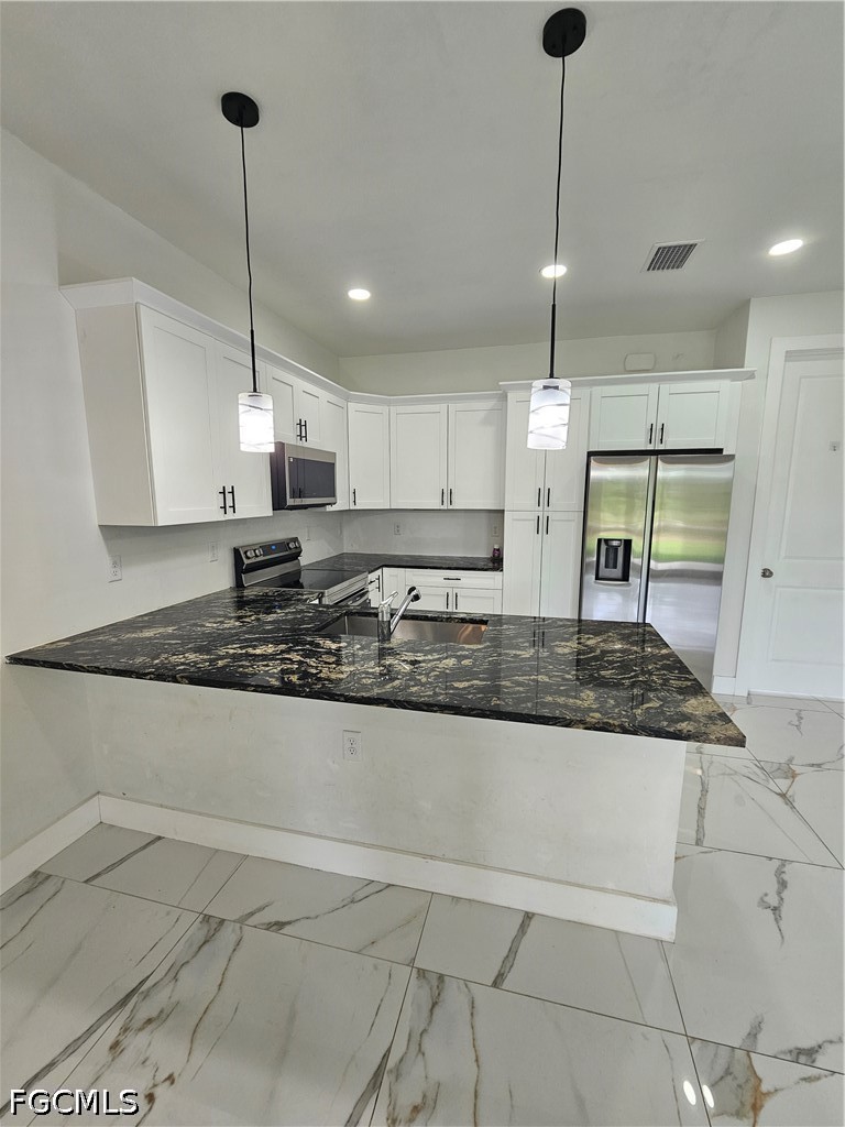 3 Bed SingleFamilyResidence for Sale in Lehigh Acres, FL — photo 5