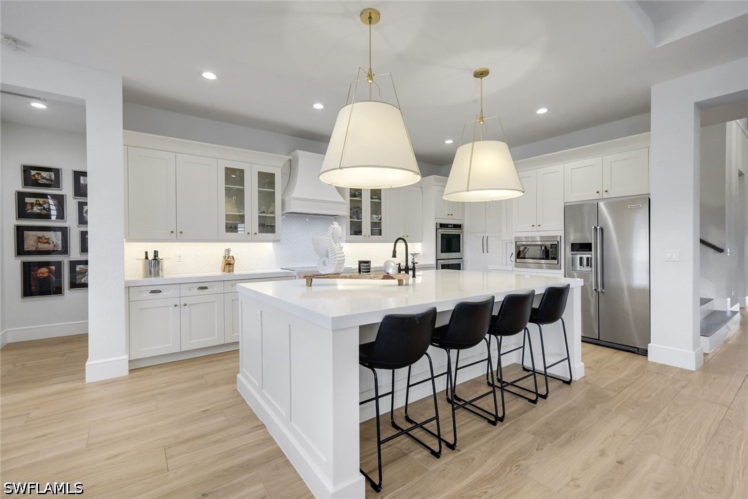5 Bed SingleFamilyResidence for Sale in Naples, FL — photo 5