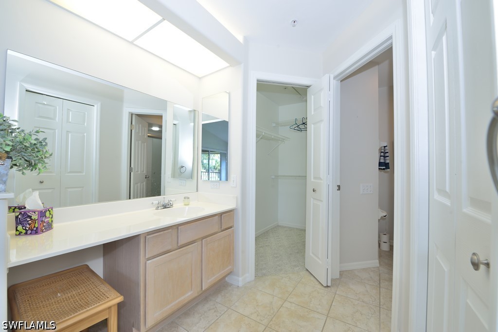 2 Bed Waterfront Home for Sale in Amberley Court, FL, $5,500 — photo 5