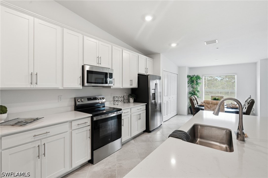 2 Bed Condominium for Sale in Webbs Reserve, FL, $6,000 — photo 5