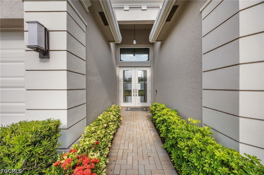 3 Bed Pool Home for Sale in Valencia Bonita, FL, $1,250,000 — photo 5