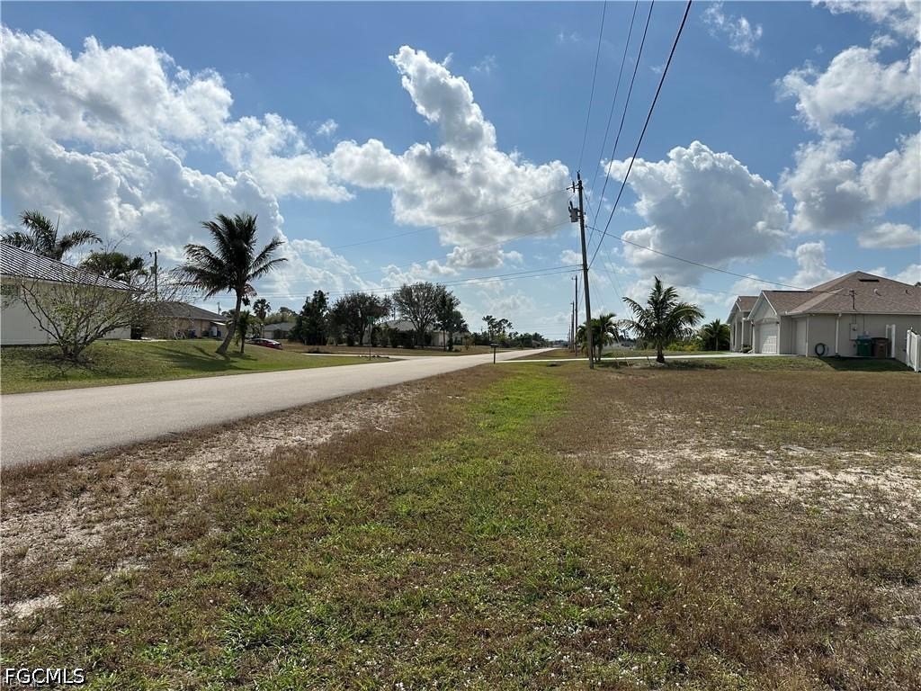 Waterfront Home for Sale in Gator Circle, FL, $39,000 — photo 5