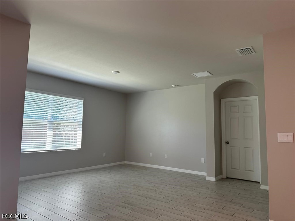 4 Bed SingleFamilyResidence for Sale in Cape Coral, FL — photo 5