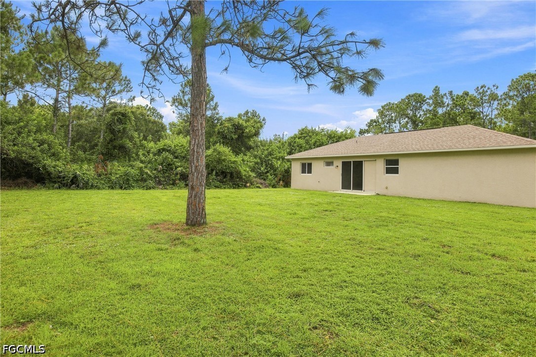 3 Bed SingleFamilyResidence for Sale in Lehigh Acres, FL — photo 5