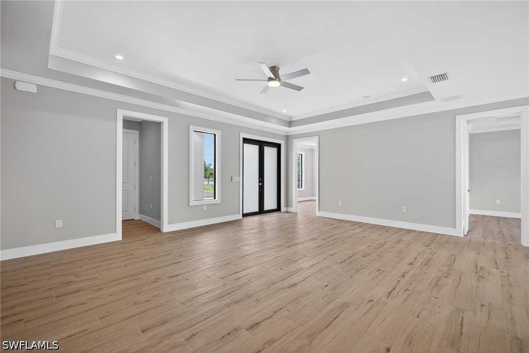 3 Bed SingleFamilyResidence for Sale in Naples, FL, $535,000 — photo 5