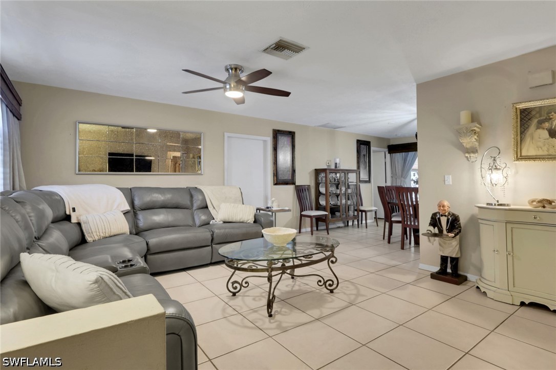 3 Bed SingleFamilyResidence for Sale in Naples, FL, $455,000 — photo 5