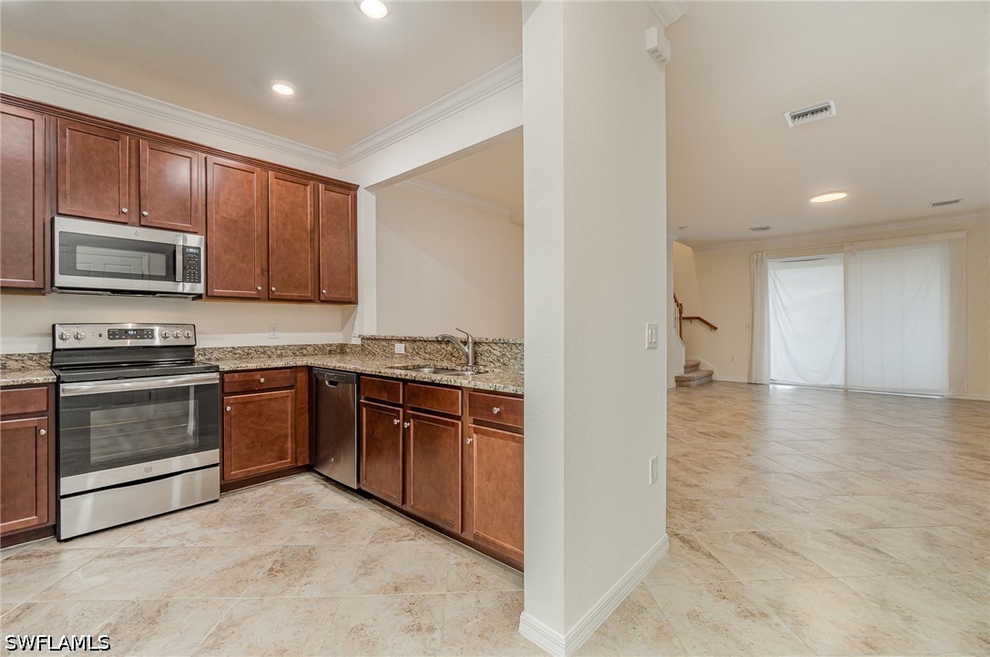 3 Bed Waterfront Home for Sale in Naples, FL, $2,200 — photo 5