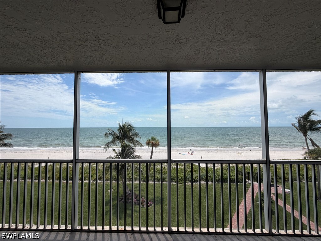 2 Bed Waterfront Home for Sale in Naples, FL, $13,500 — photo 5