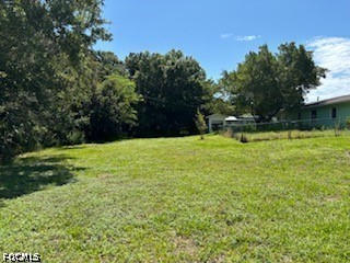 2 Bed SingleFamilyResidence for Sale in Not Applicable, FL — photo 5